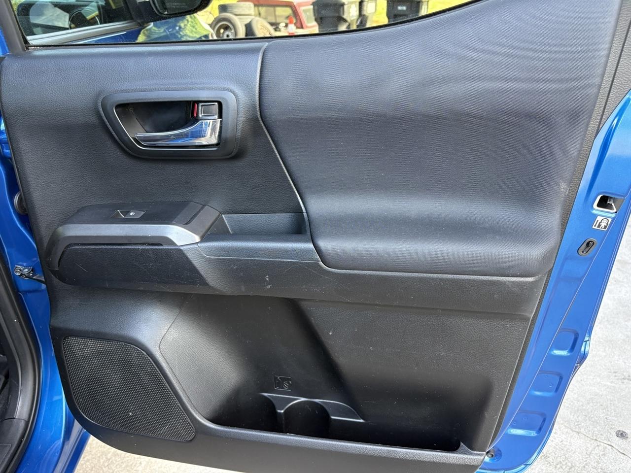 Toyota Tacoma SR5 Double Cab Long Bed V6 6AT 2WD 2018