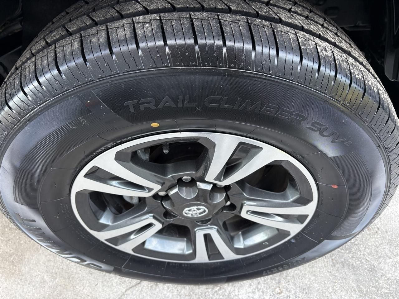 Toyota Tacoma SR5 Double Cab Long Bed V6 6AT 2WD 2018