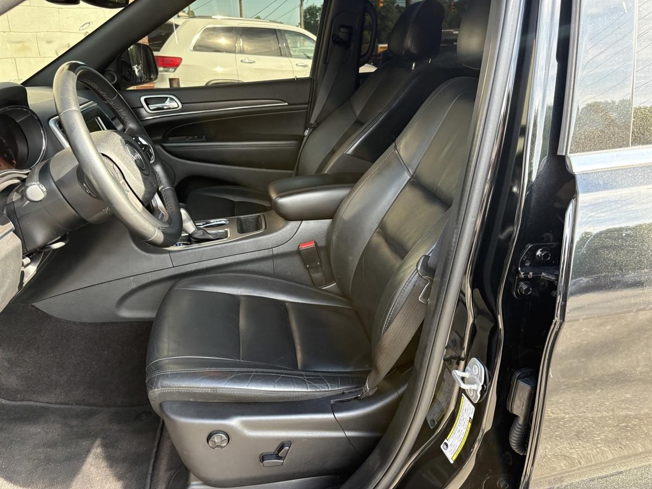 Jeep Grand Cherokee Limited 2WD 2018