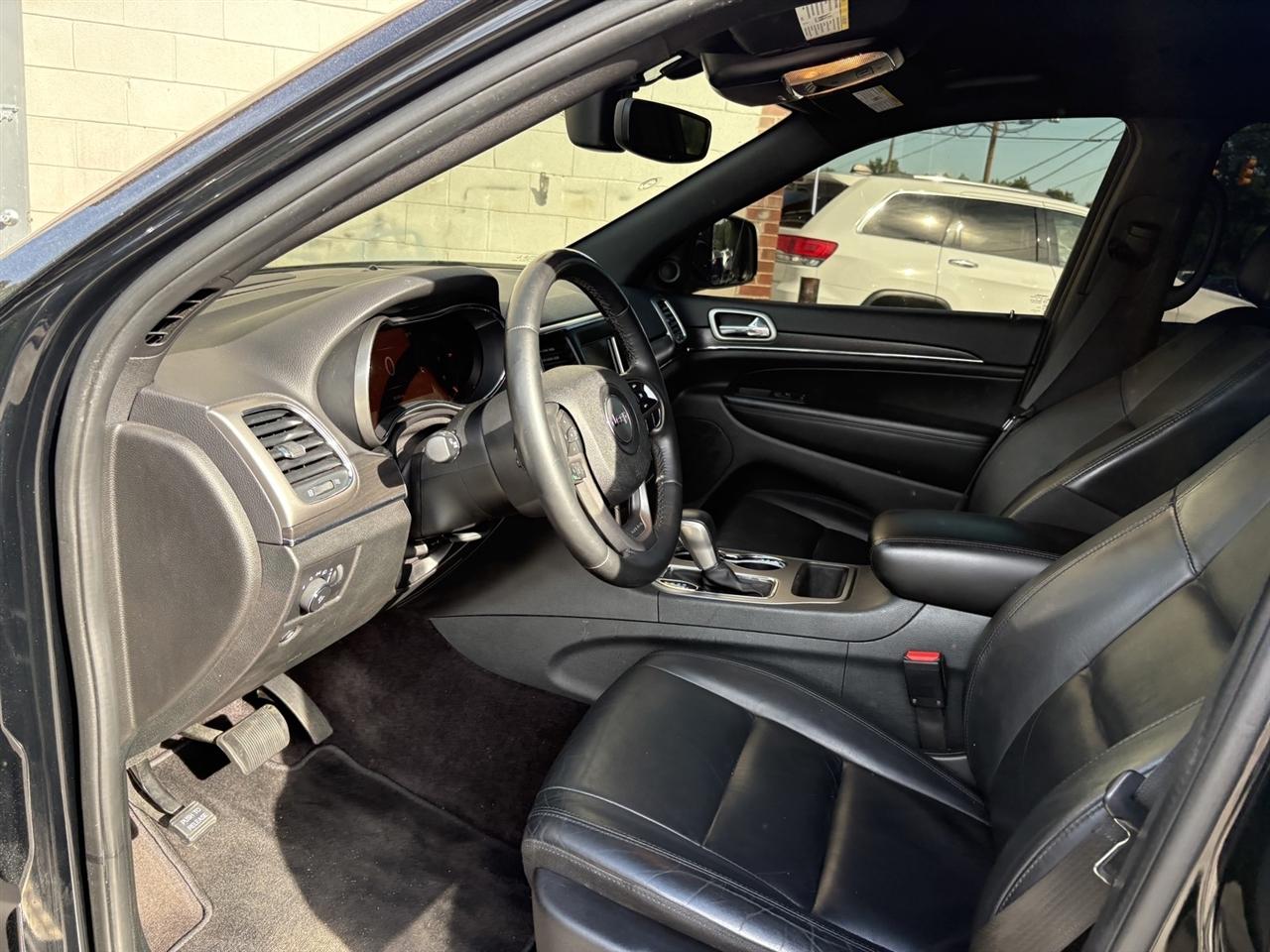 Jeep Grand Cherokee Limited 2WD 2018