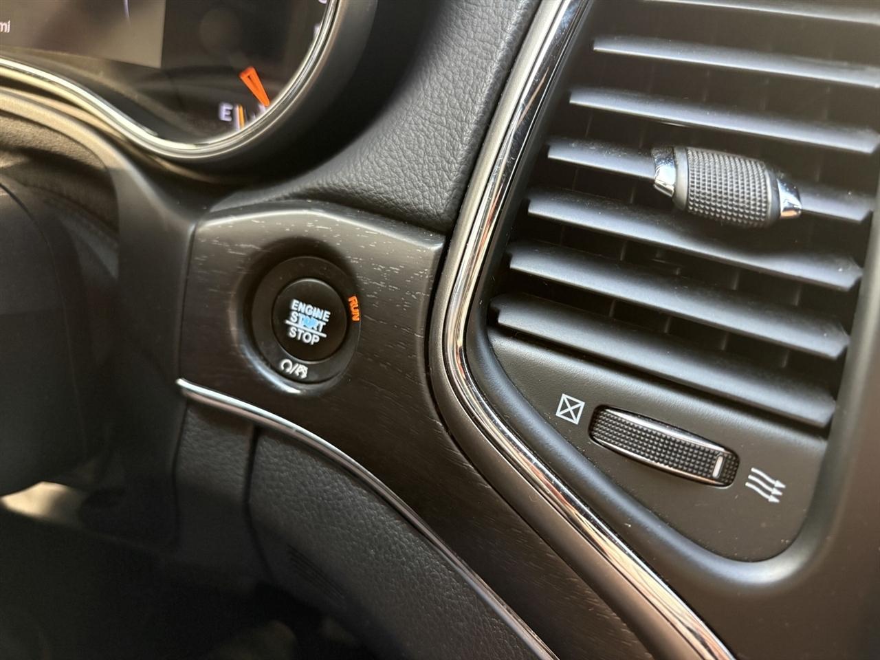 Jeep Grand Cherokee Limited 2WD 2018