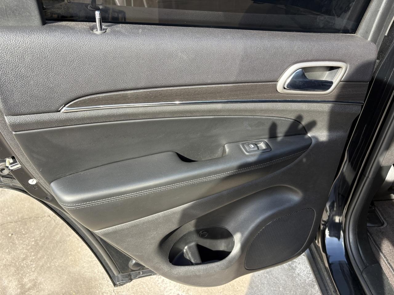 Jeep Grand Cherokee Limited 2WD 2018