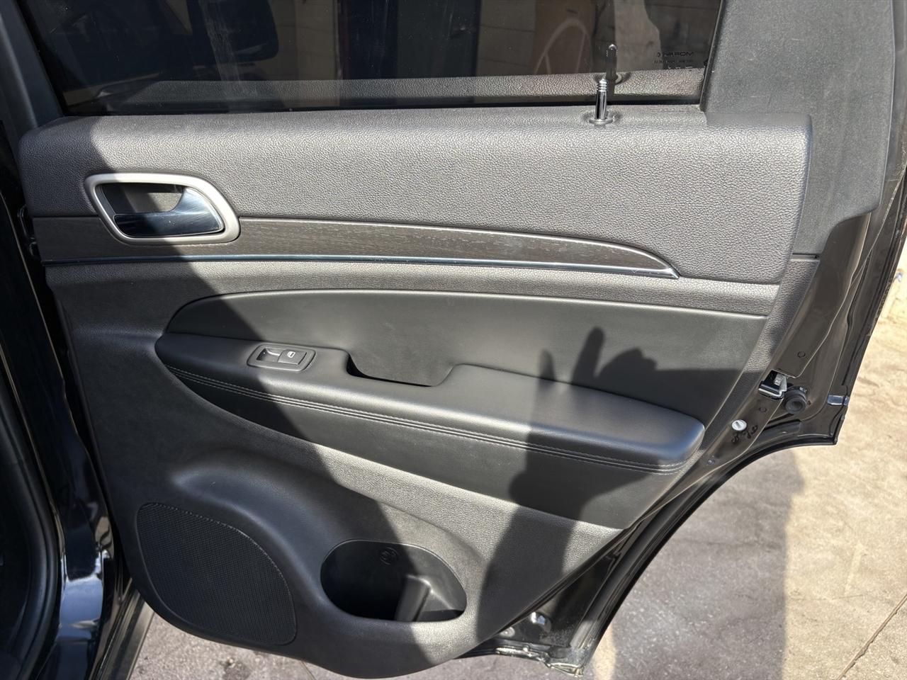 Jeep Grand Cherokee Limited 2WD 2018