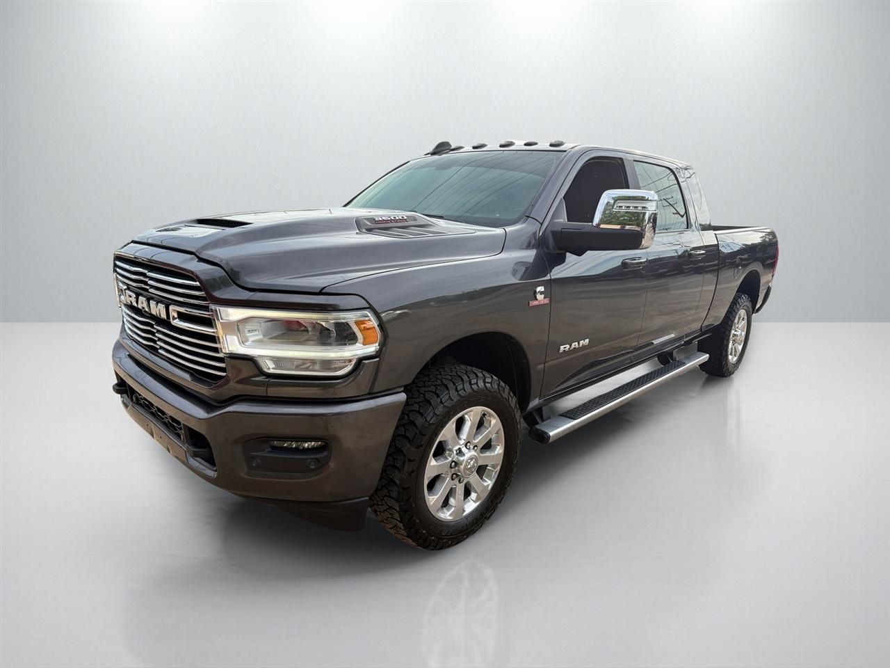 RAM 3500 Laramie Mega Cab 4WD 2023