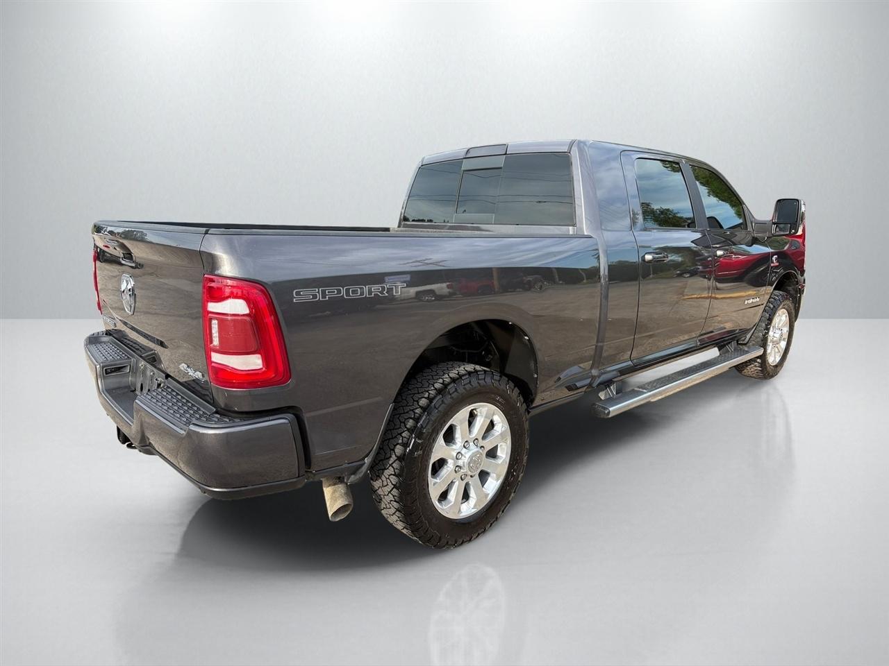 RAM 3500 Laramie Mega Cab 4WD 2023