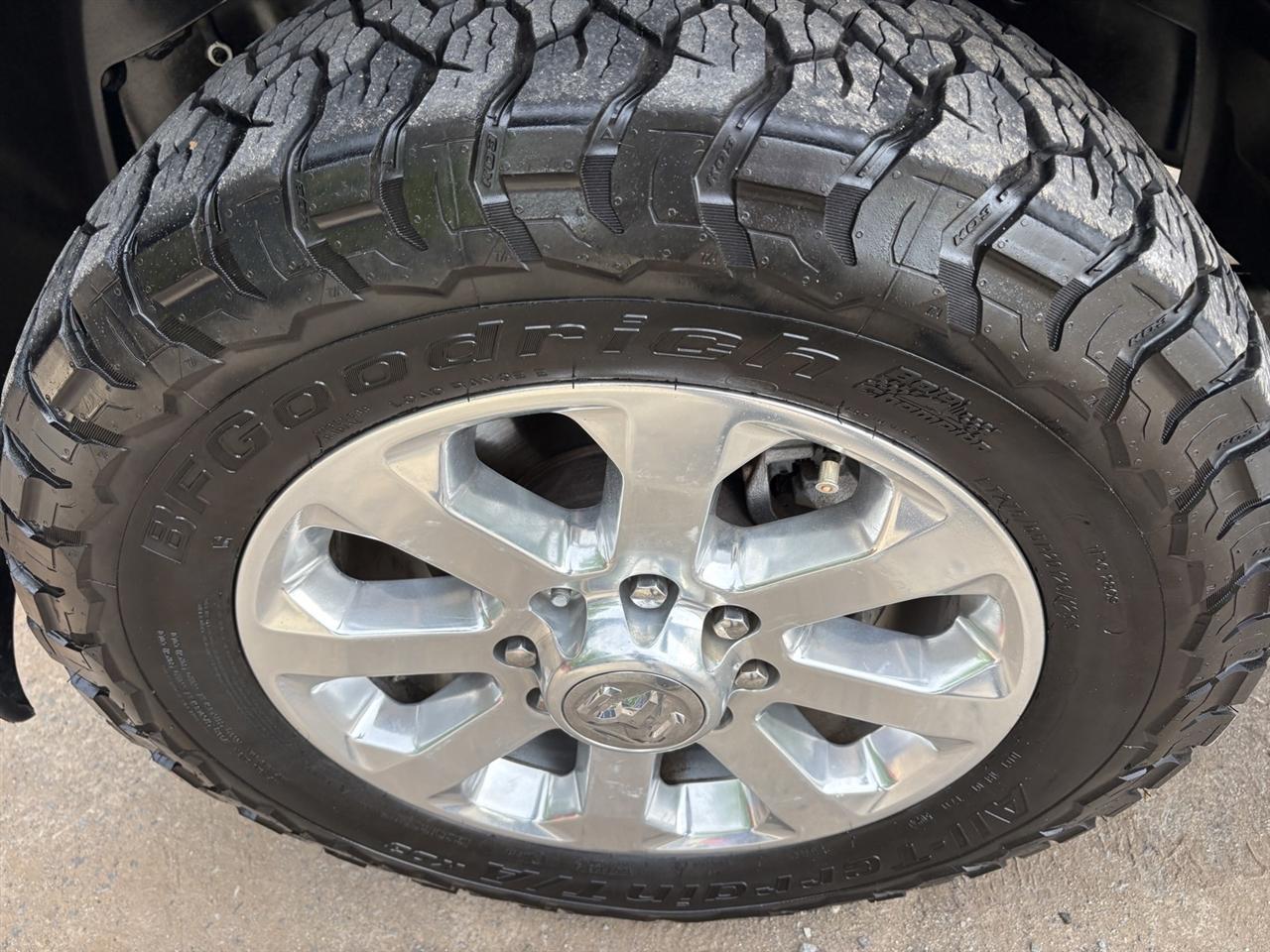 RAM 3500 Laramie Mega Cab 4WD 2023