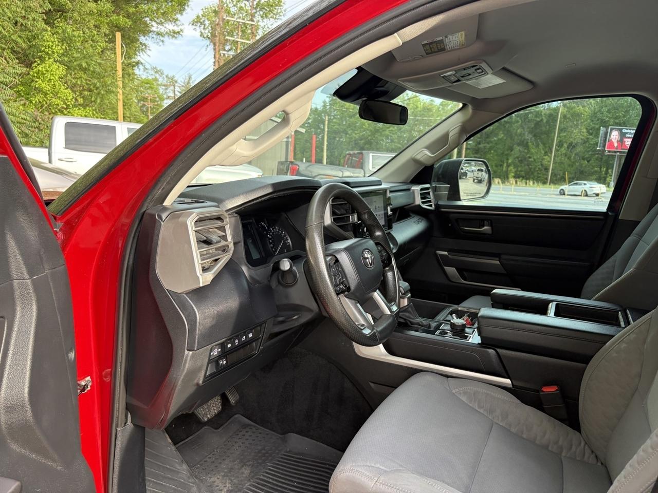 Toyota Tundra SR5 Double Cab 4WD 2022