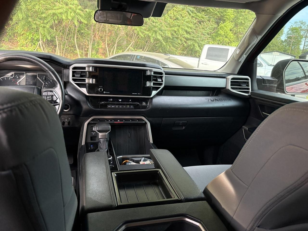 Toyota Tundra SR5 Double Cab 4WD 2022