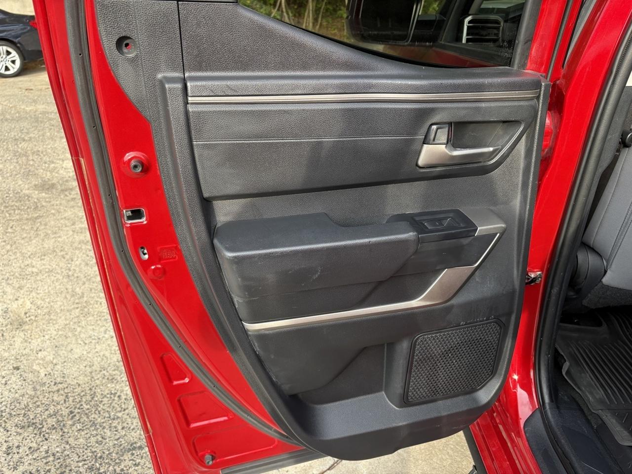 Toyota Tundra SR5 Double Cab 4WD 2022