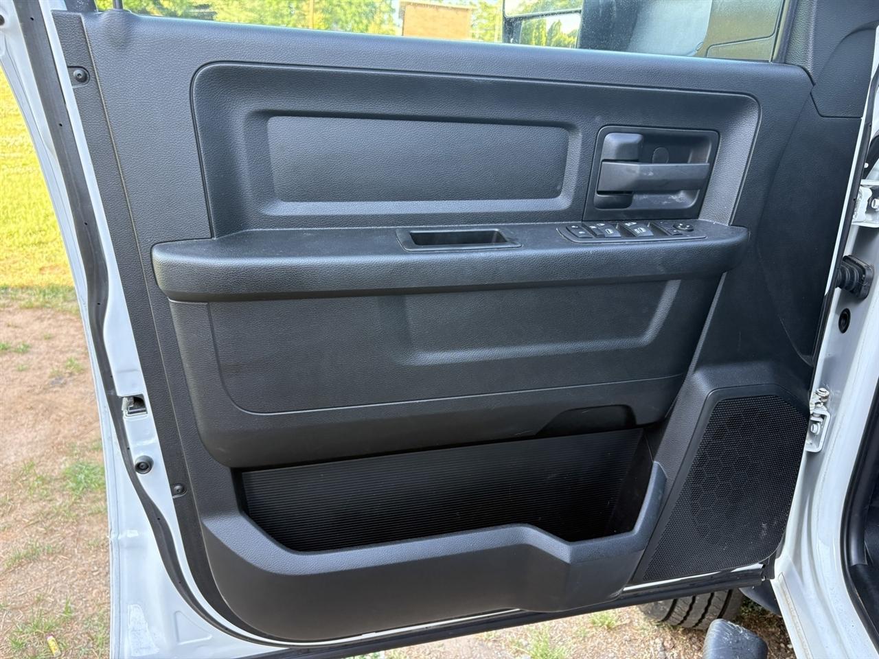 RAM 5500 Crew Cab LWB 4WD DRW 2021