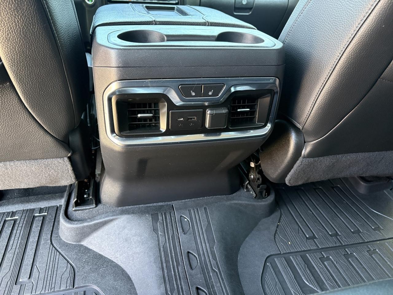 GMC Sierra 1500 Denali Crew Cab 4WD 2020