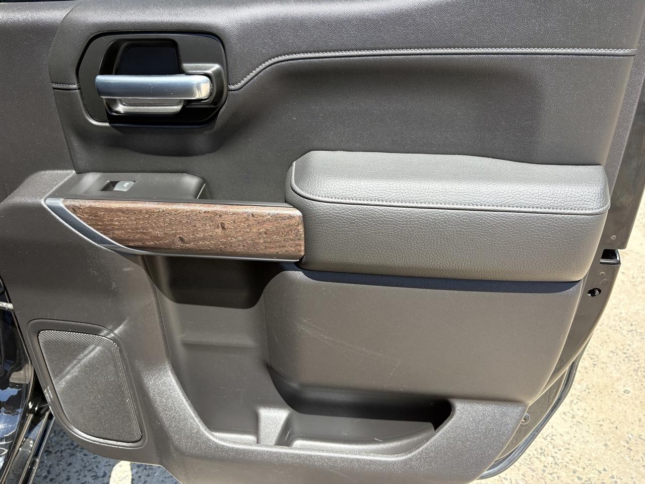 GMC Sierra 1500 Denali Crew Cab 4WD 2020