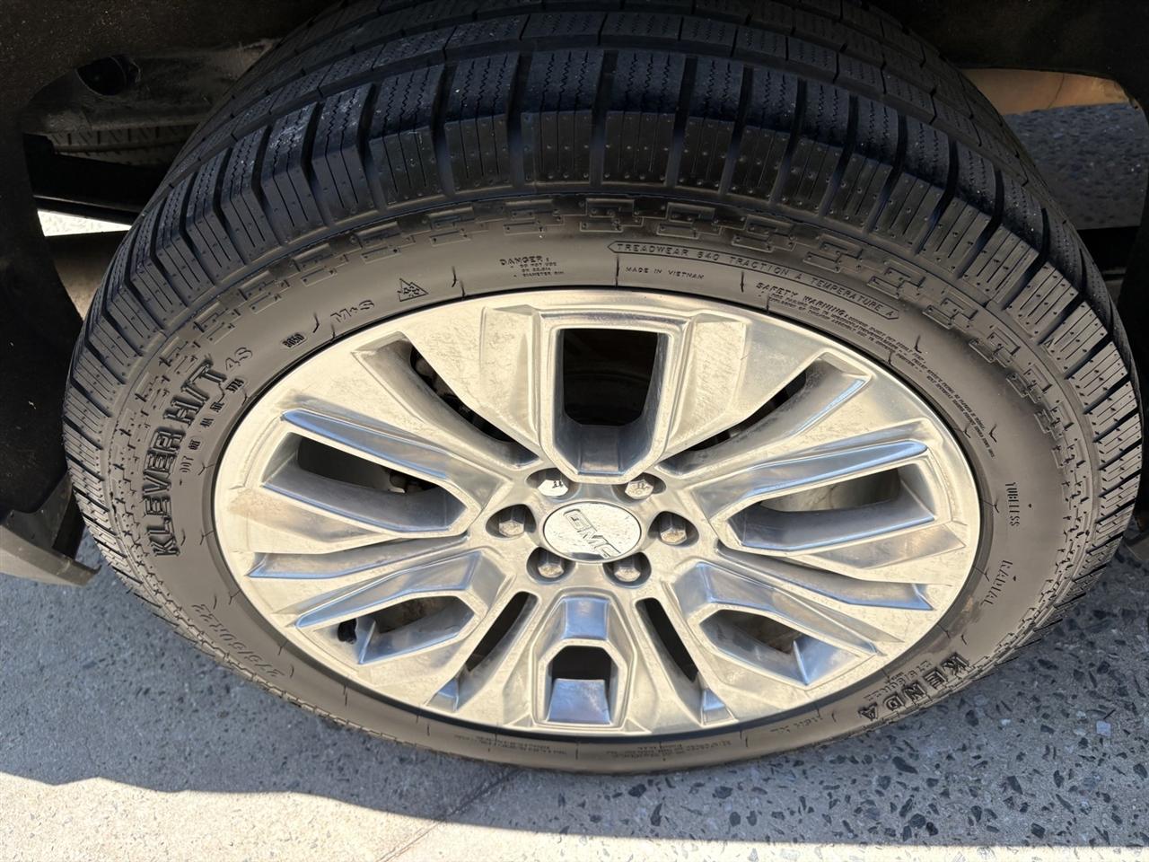 GMC Sierra 1500 Denali Crew Cab 4WD 2020