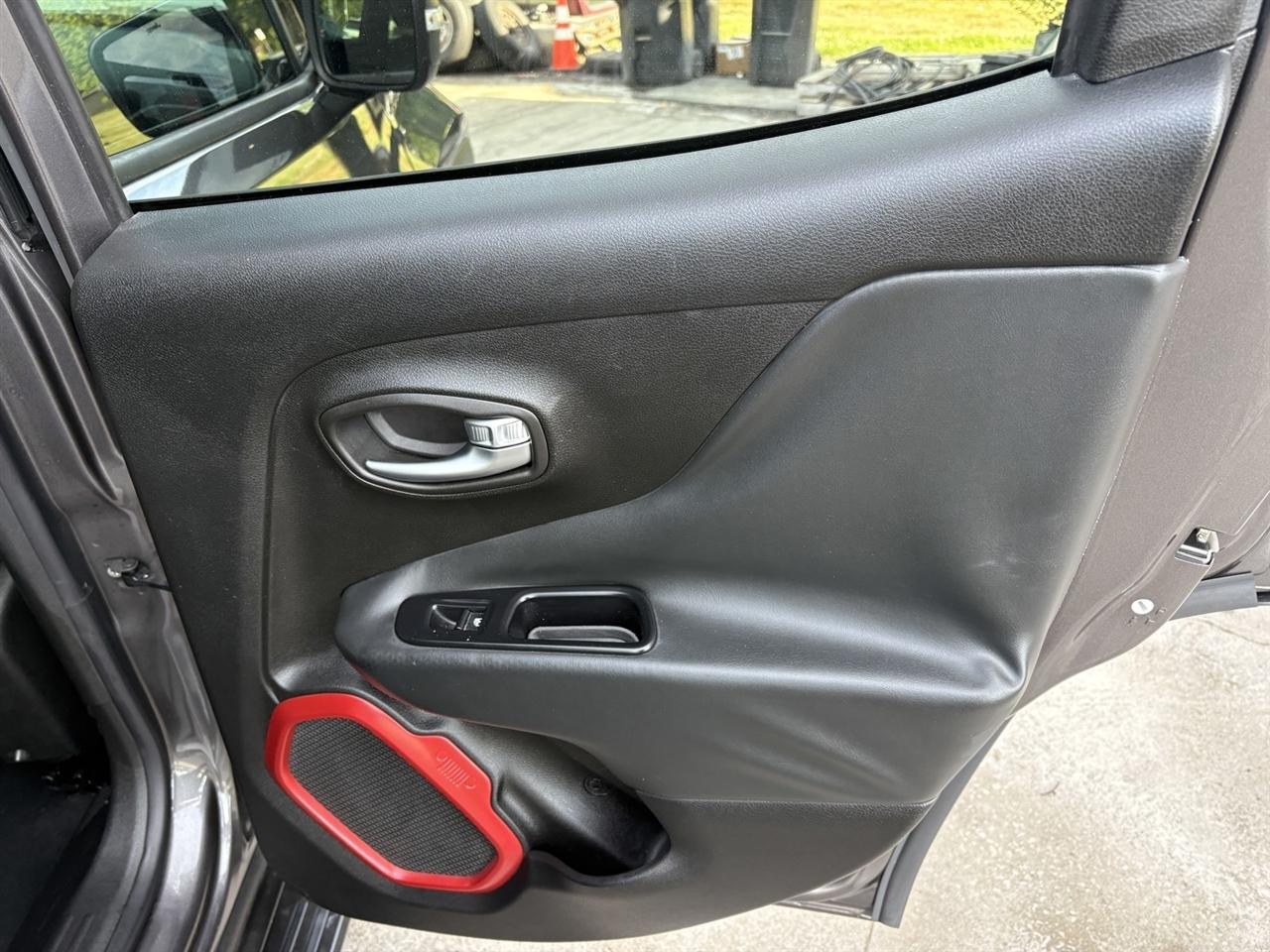 Jeep Renegade Trailhawk 4WD 2018