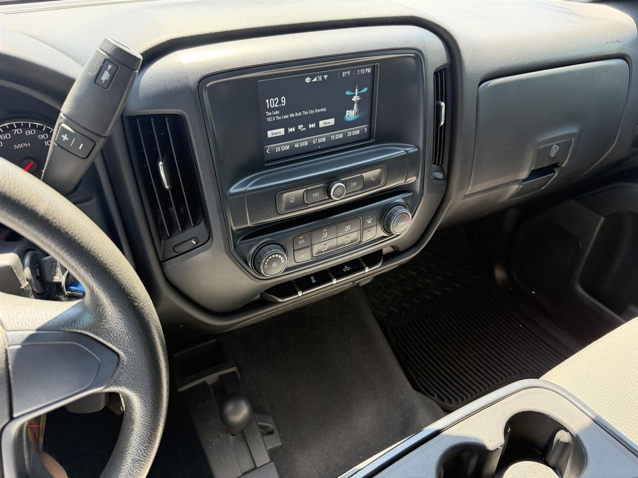 Chevrolet Silverado 1500 Custom Crew Cab 4WD 2018