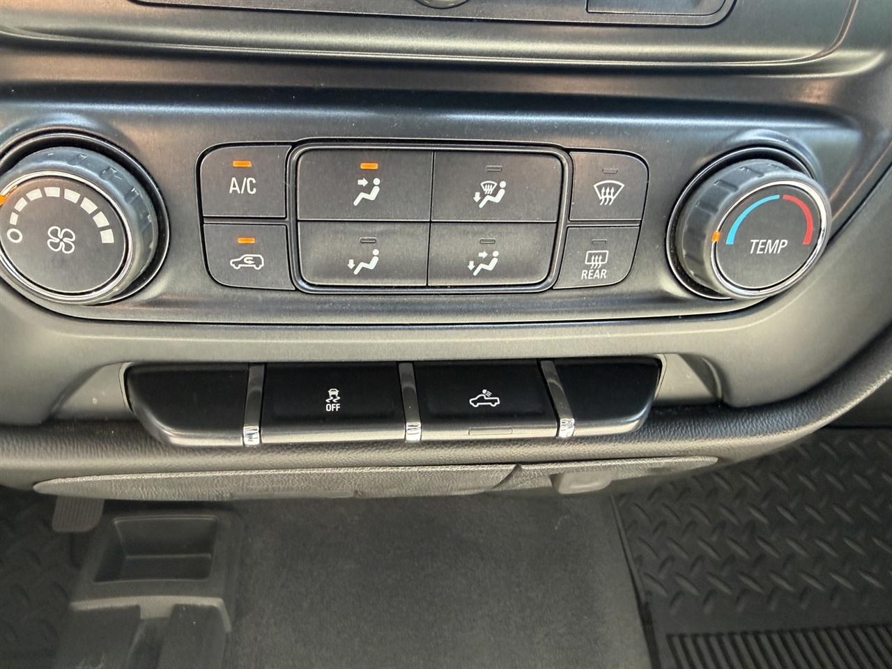 Chevrolet Silverado 1500 Custom Crew Cab 4WD 2018