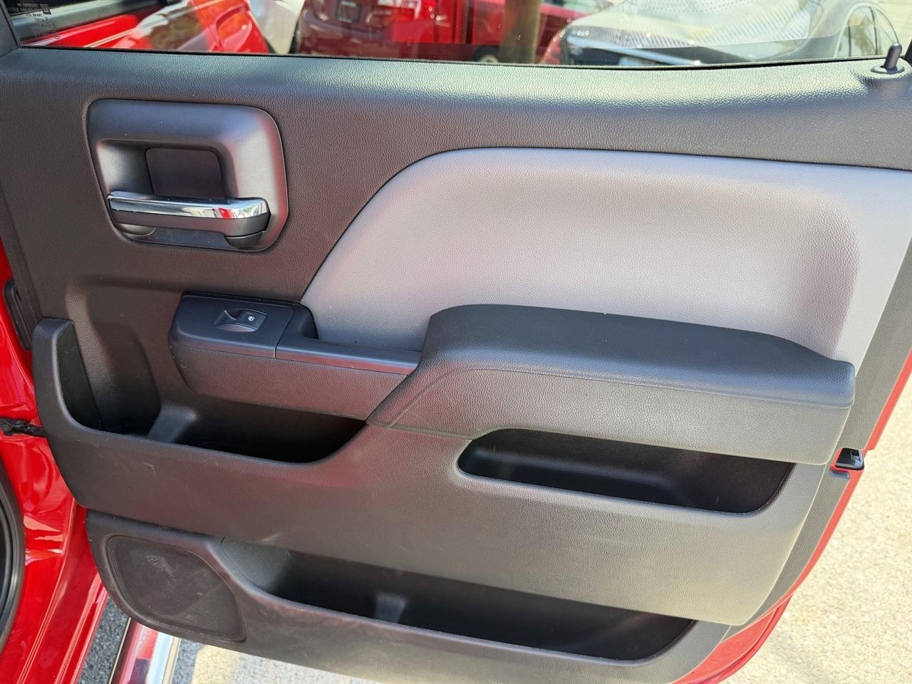 Chevrolet Silverado 1500 Custom Crew Cab 4WD 2018