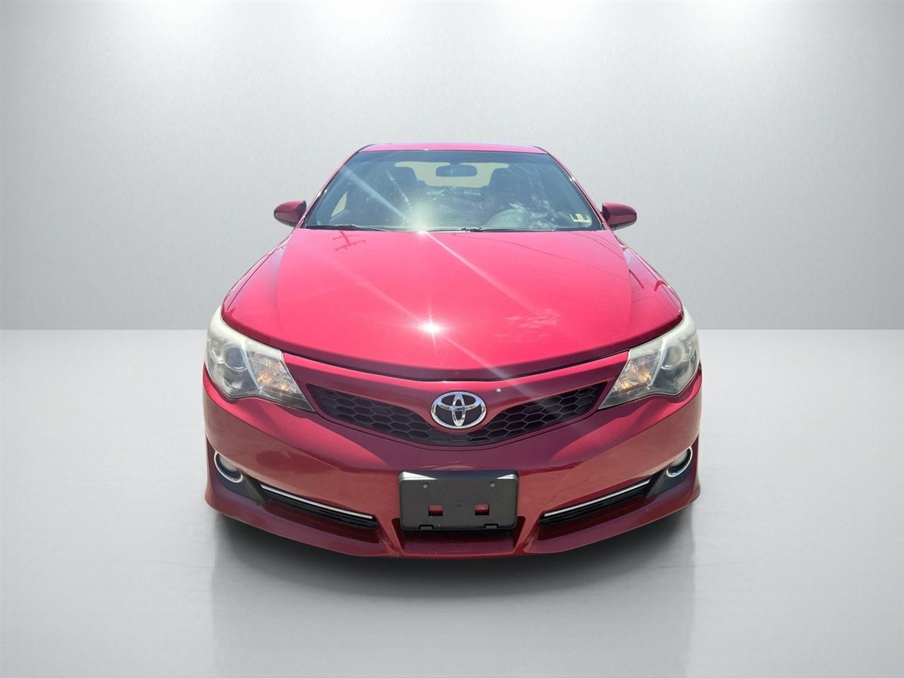 Toyota Camry SE 2013