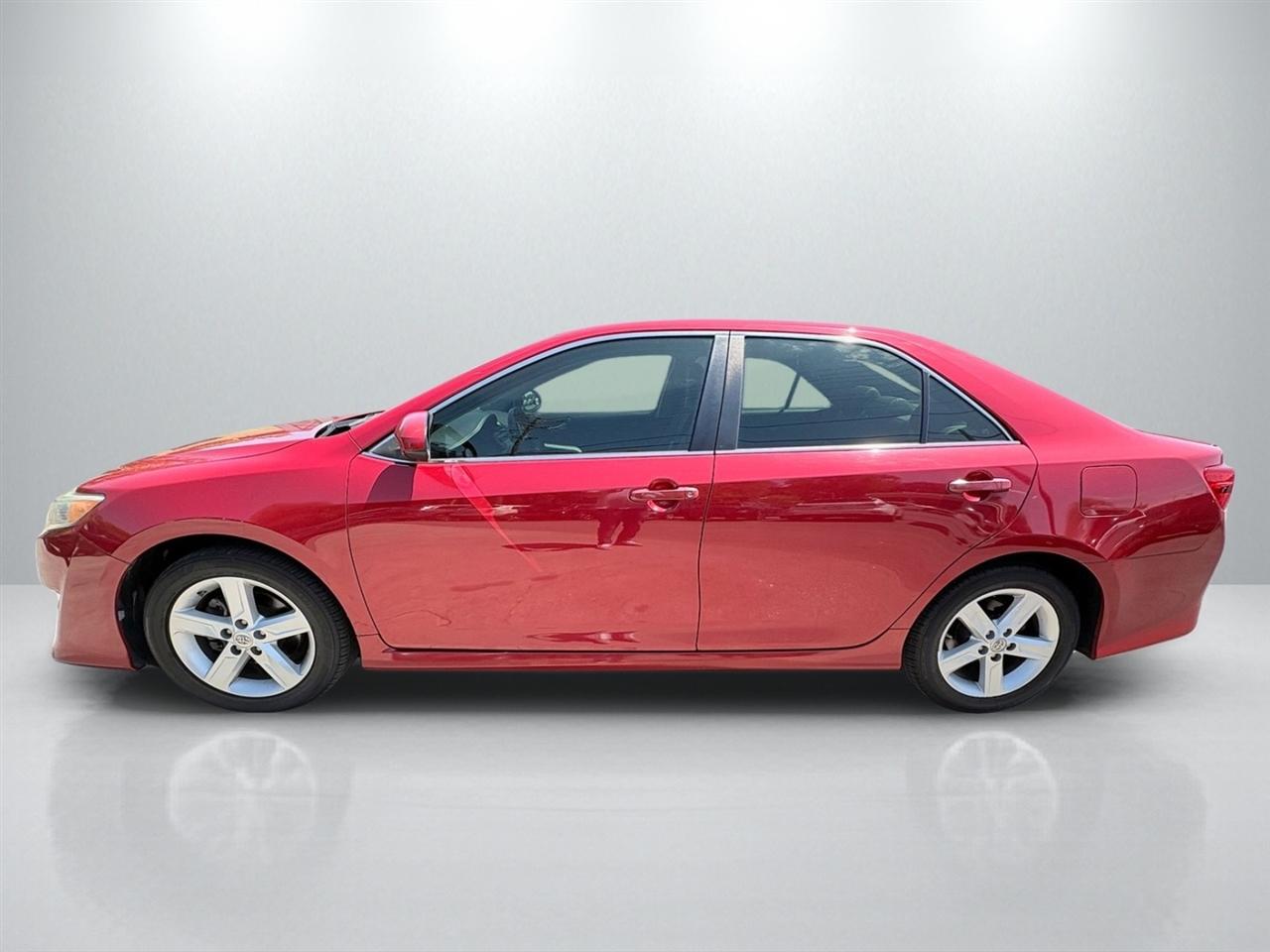 Toyota Camry SE 2013