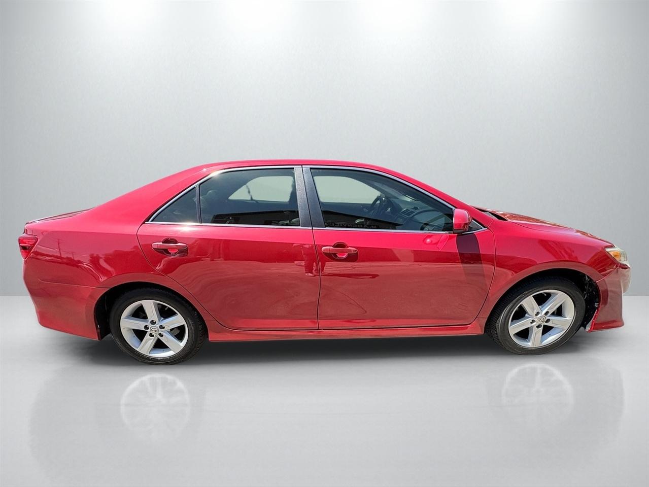 Toyota Camry SE 2013