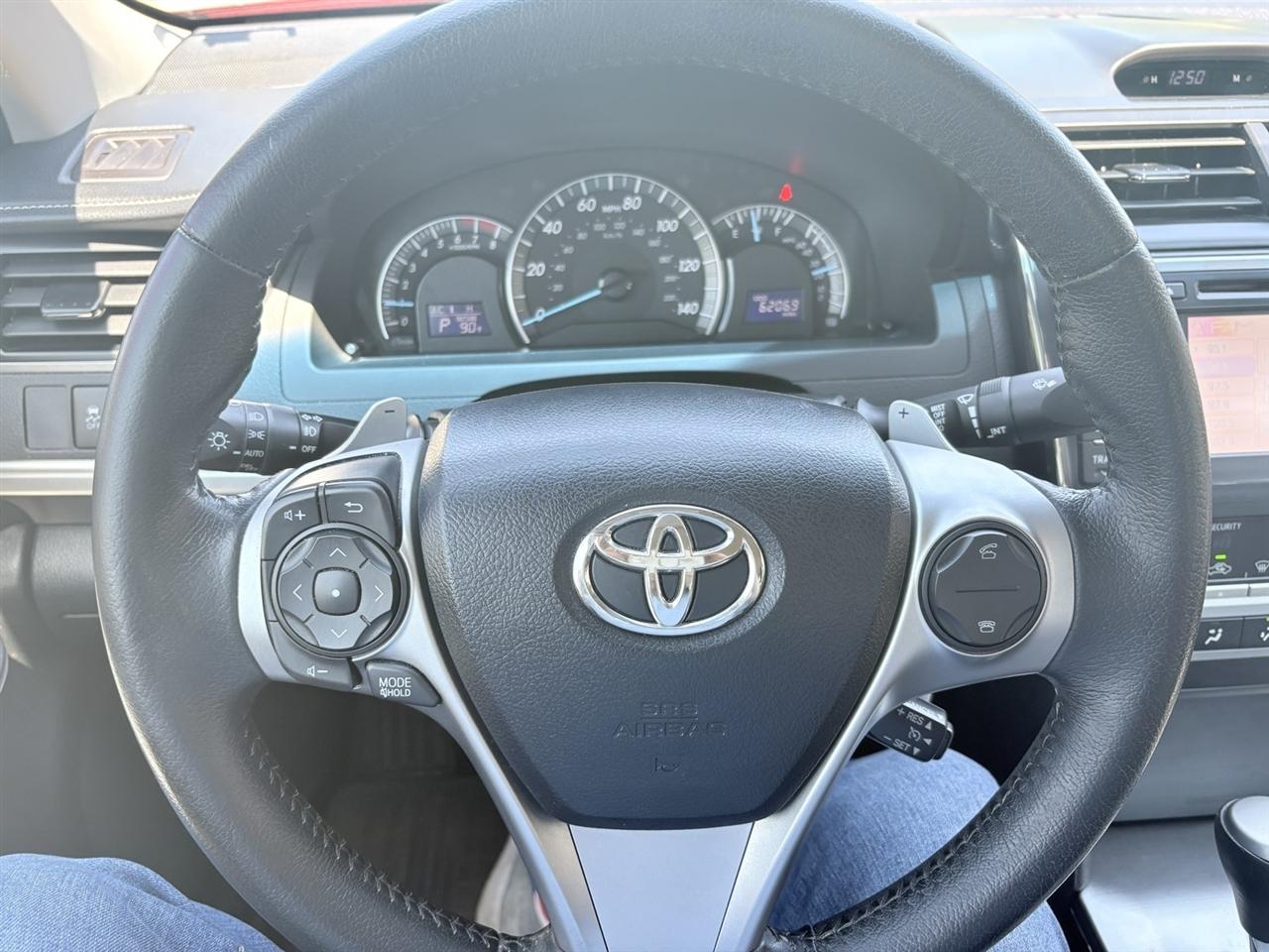 Toyota Camry SE 2013