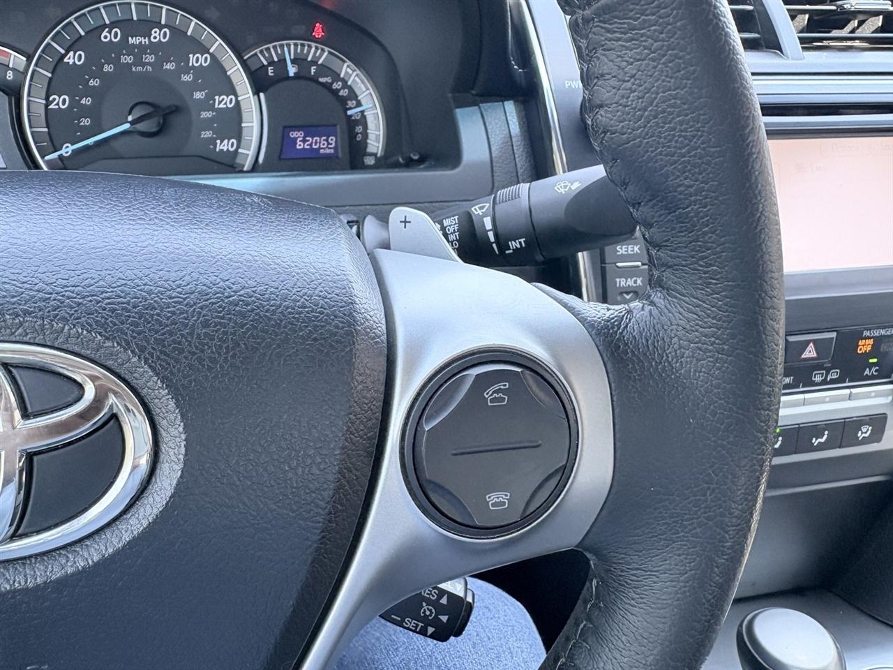 Toyota Camry SE 2013