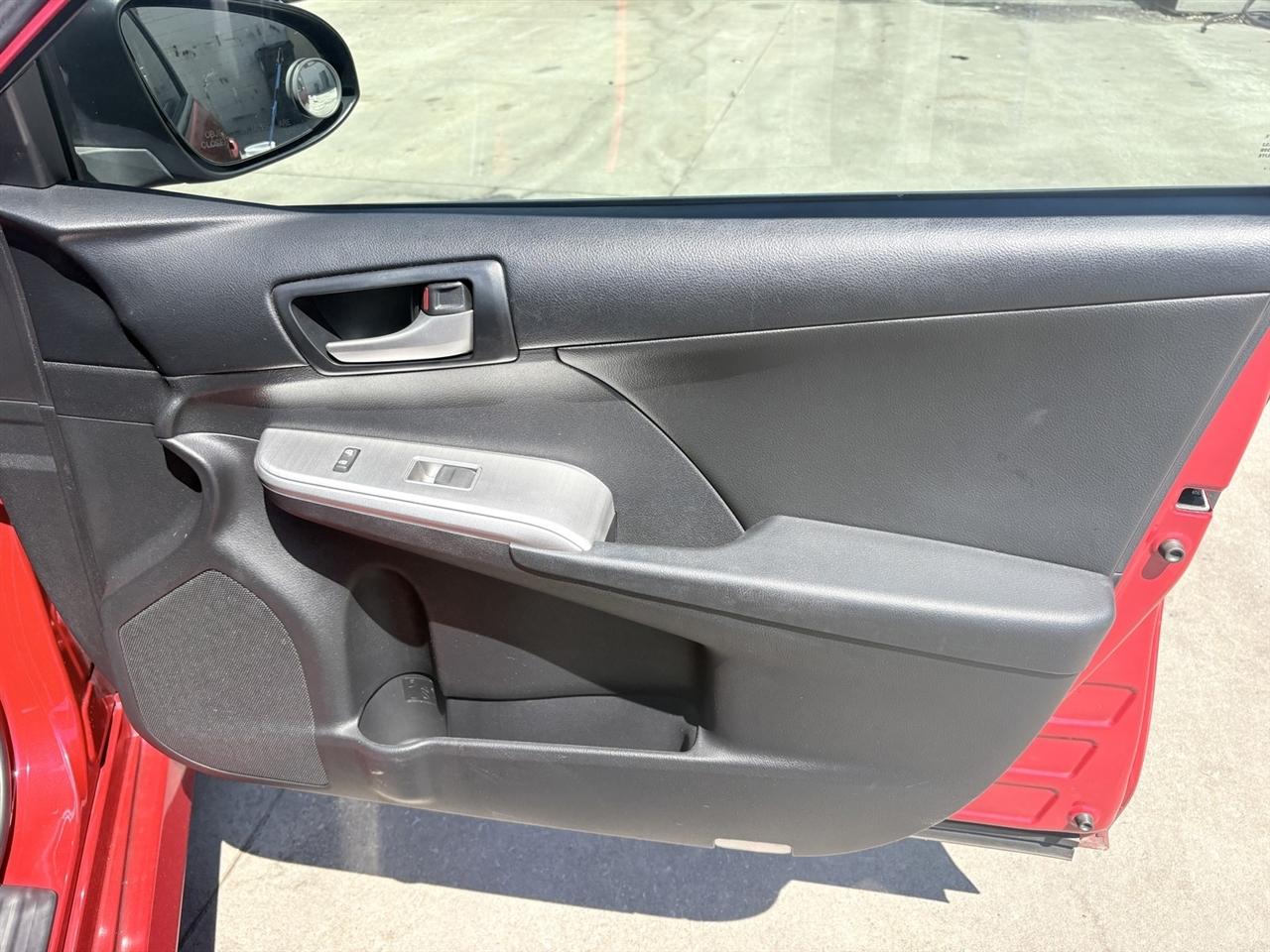 Toyota Camry SE 2013