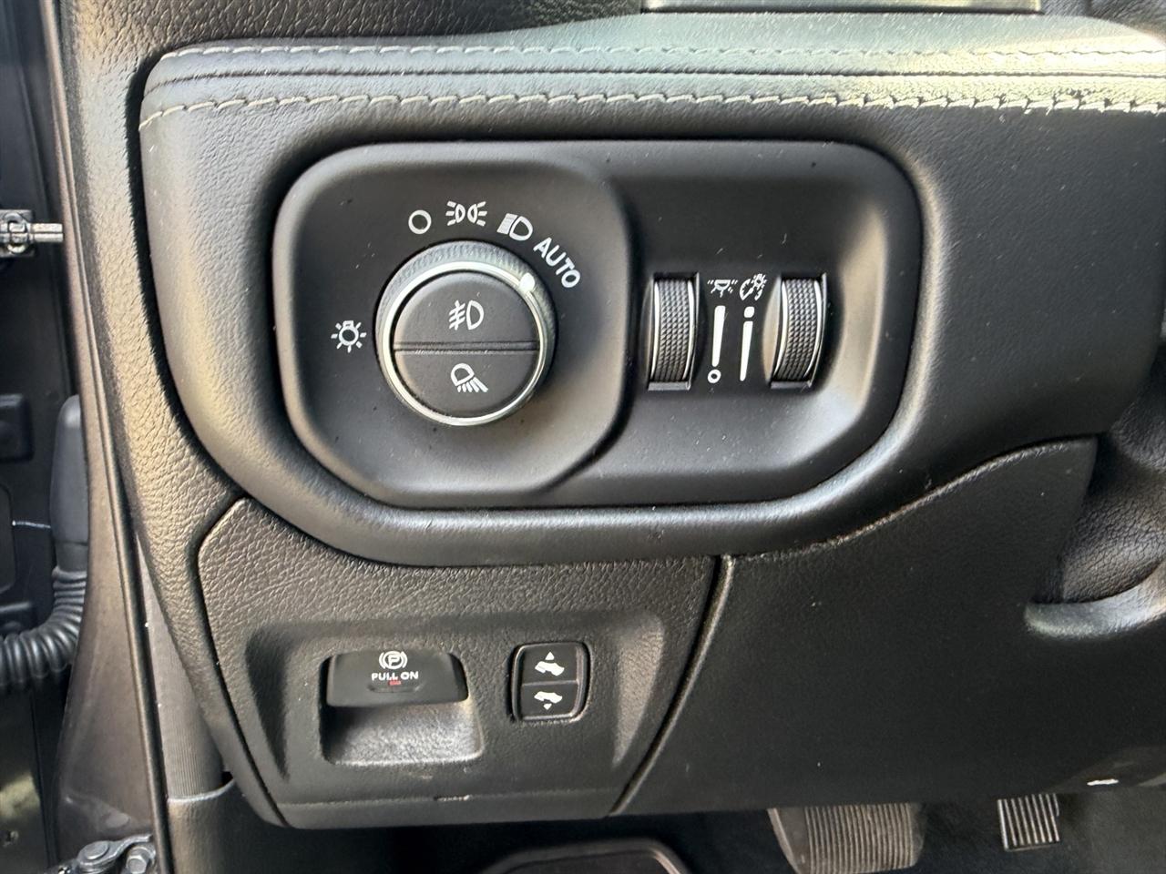 RAM 1500 Limited Crew Cab SWB 4WD 2020