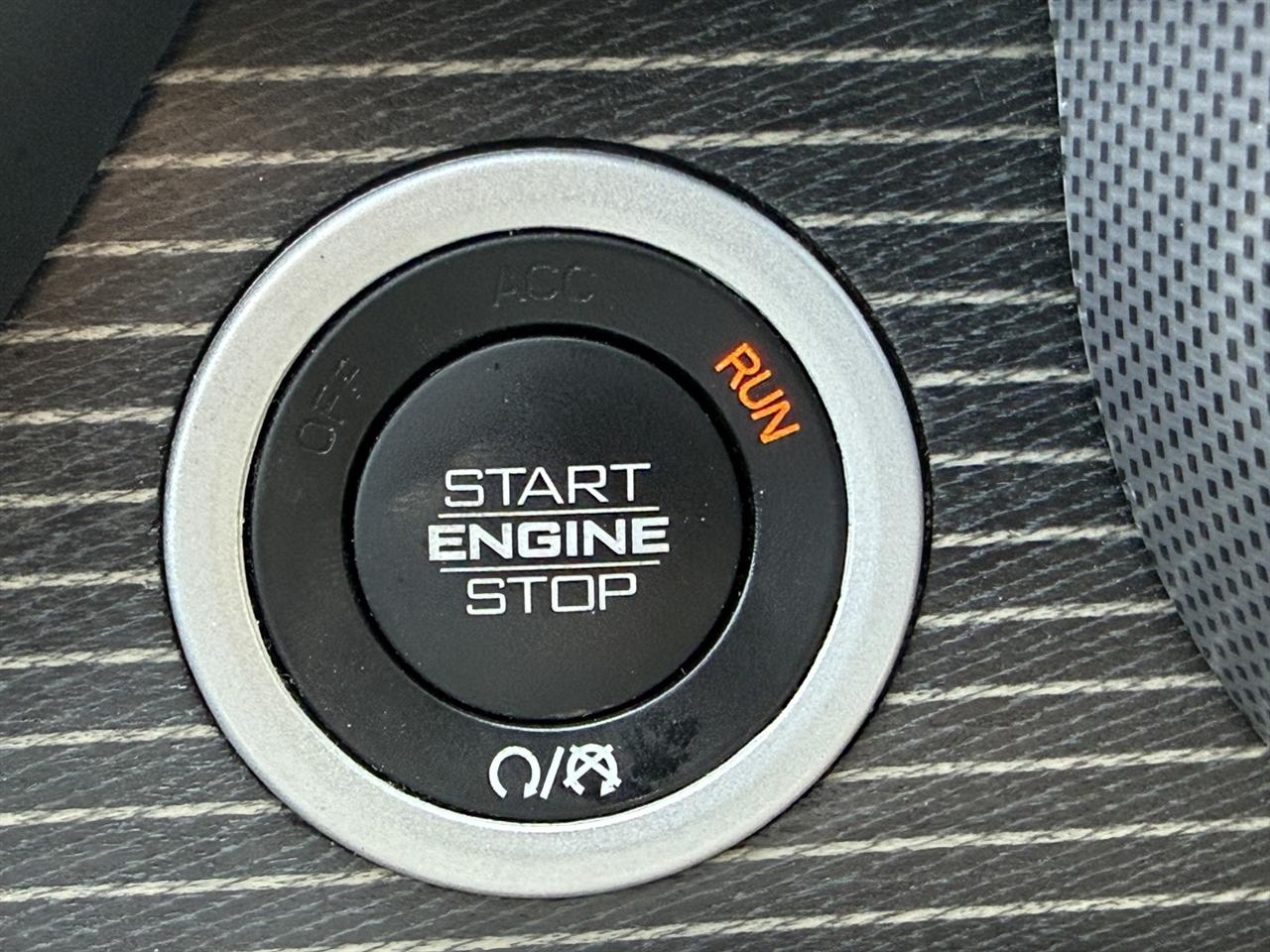 RAM 1500 Limited Crew Cab SWB 4WD 2020