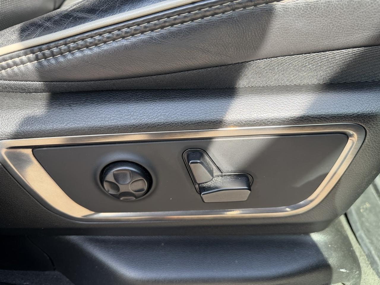 RAM 1500 Limited Crew Cab SWB 4WD 2020