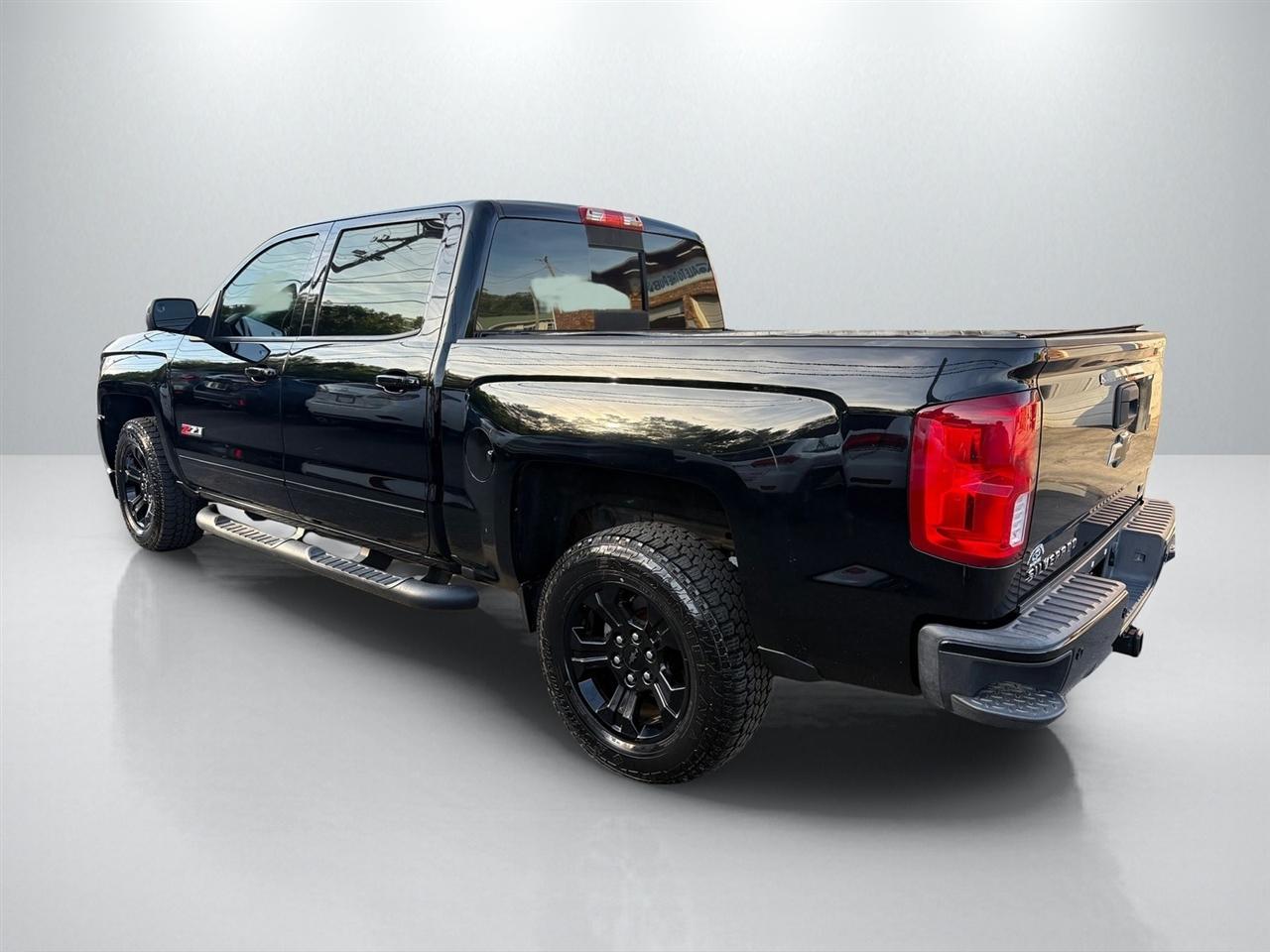 Chevrolet Silverado 1500 LTZ Crew Cab 4WD 2017