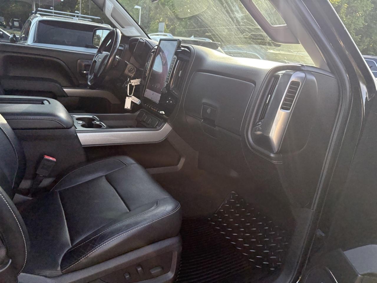 Chevrolet Silverado 1500 LTZ Crew Cab 4WD 2017