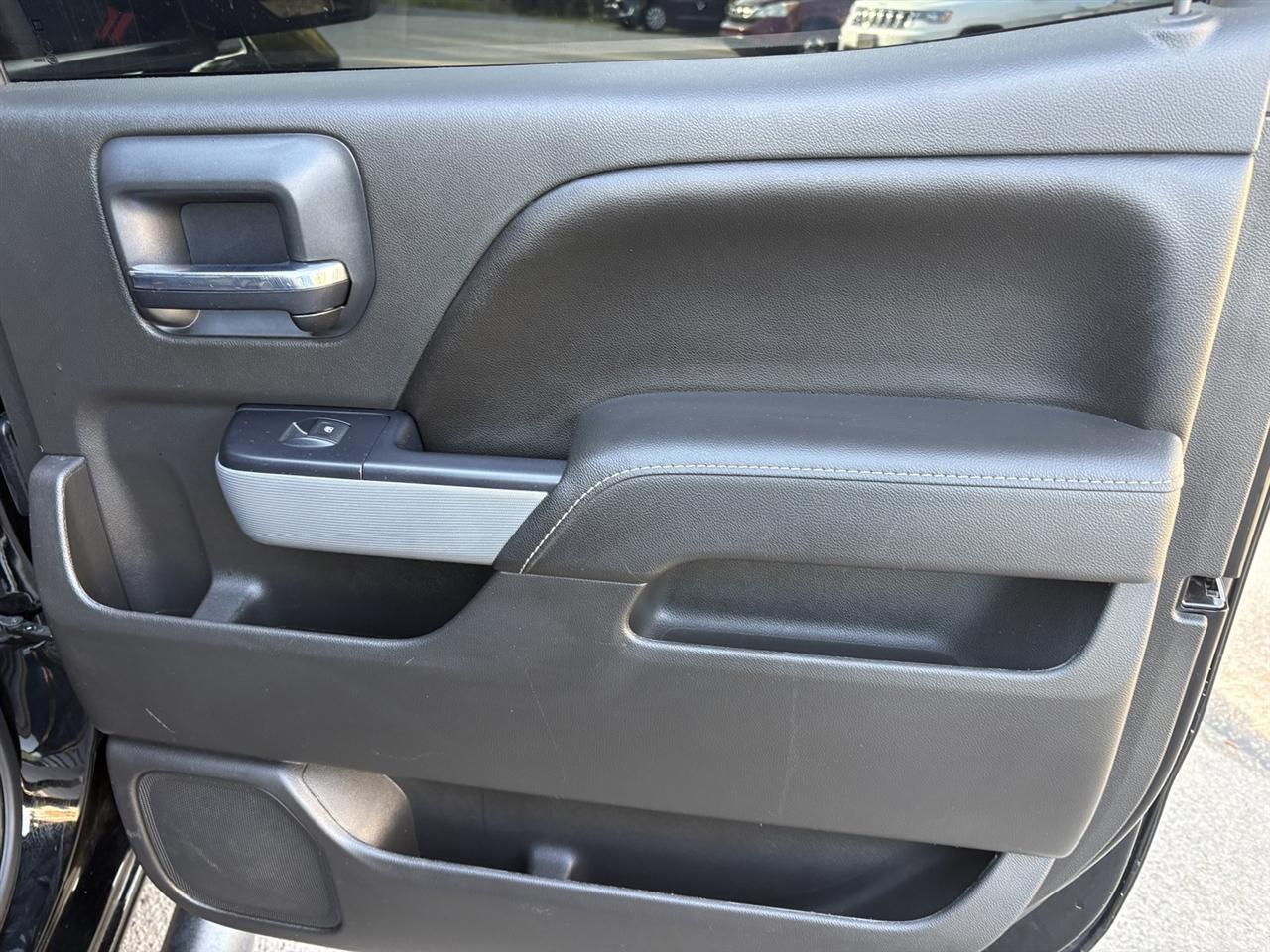 Chevrolet Silverado 1500 LTZ Crew Cab 4WD 2017