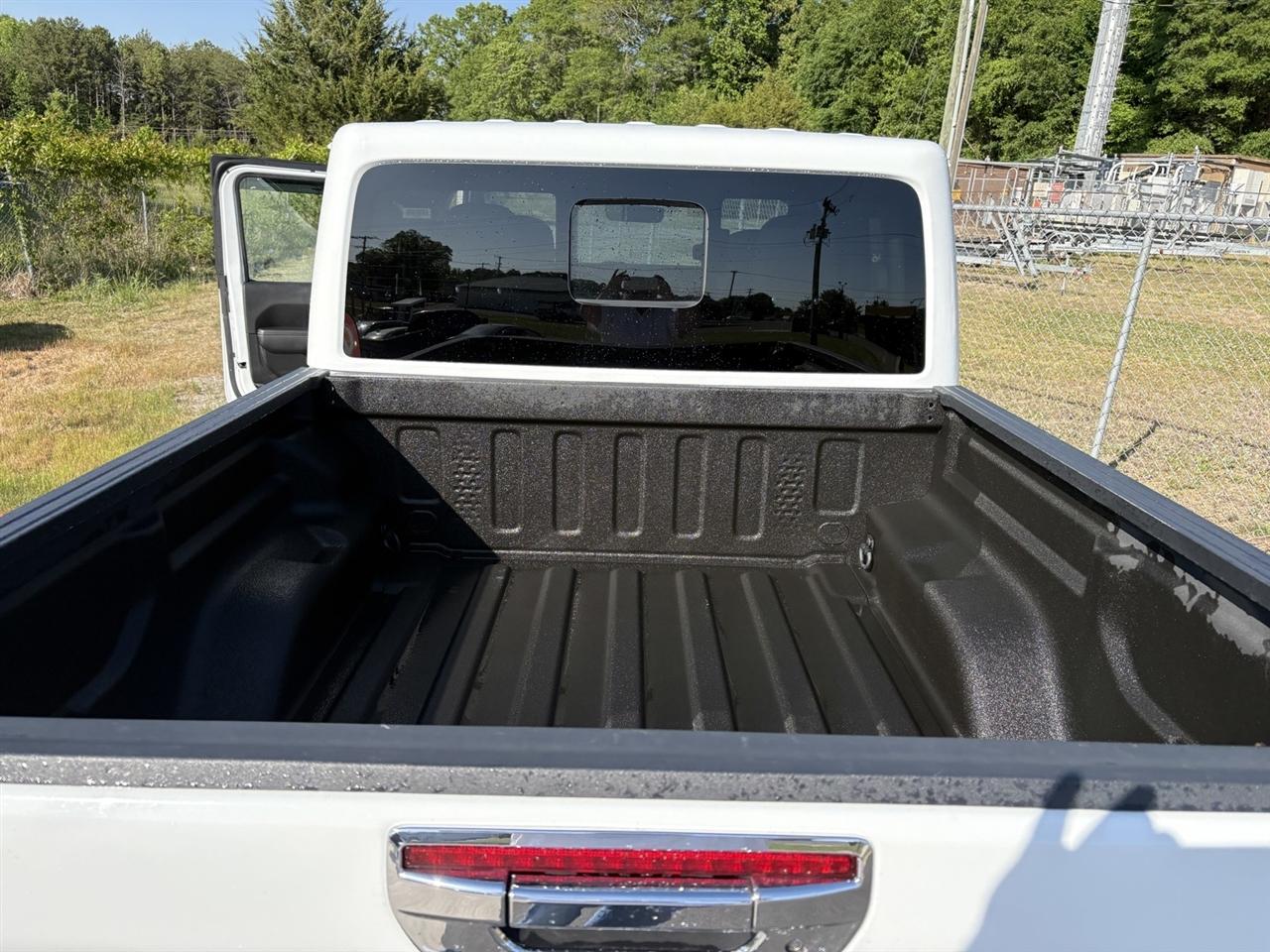 Jeep Gladiator Overland 2023