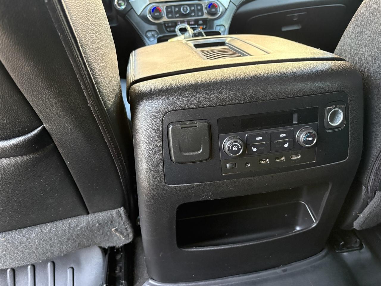 Chevrolet Tahoe Premier 4WD 2017