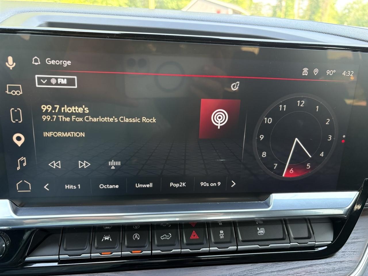 GMC Sierra 1500 SLT Crew Cab 4WD 2023