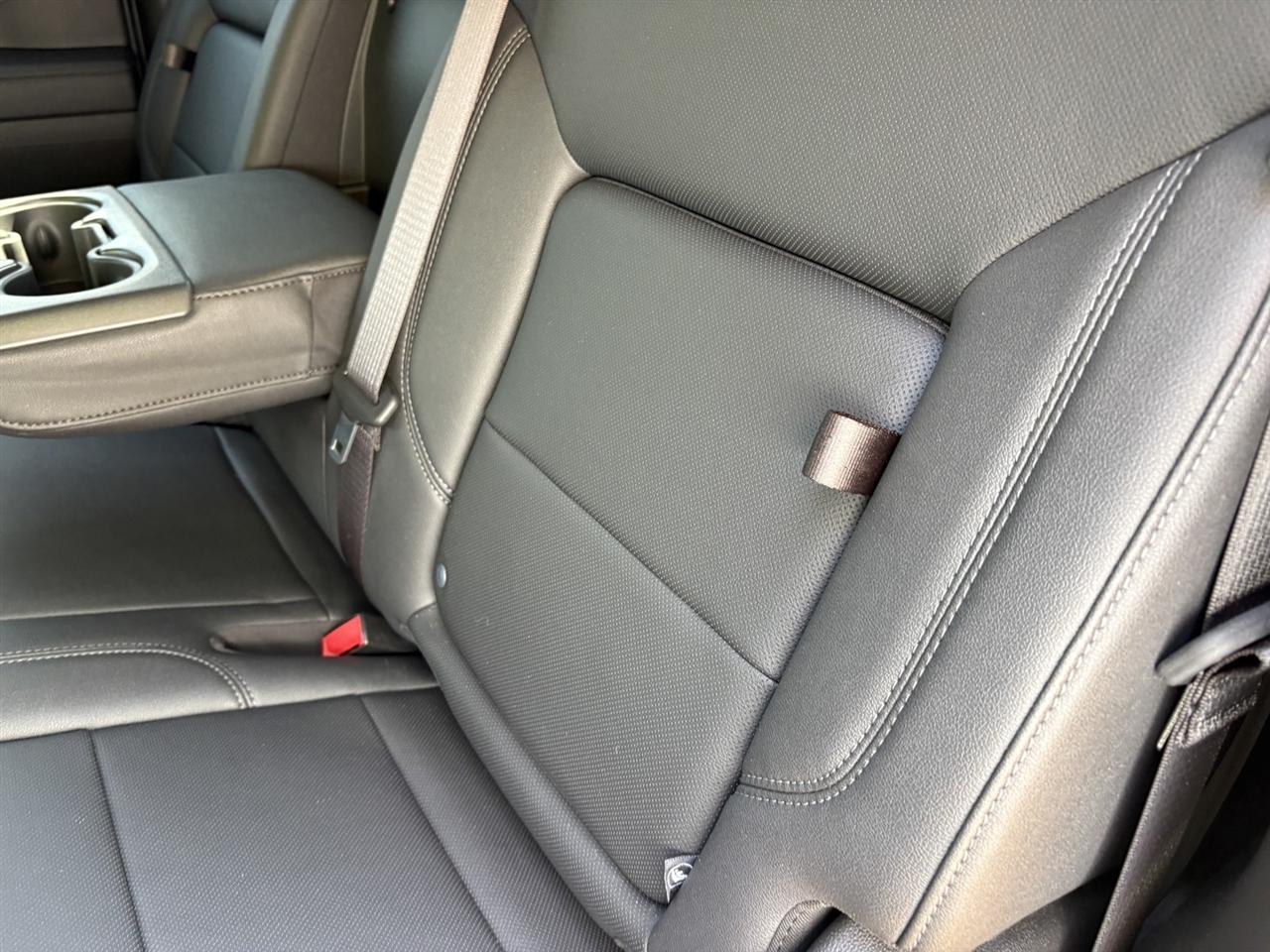 GMC Sierra 1500 SLT Crew Cab 4WD 2023