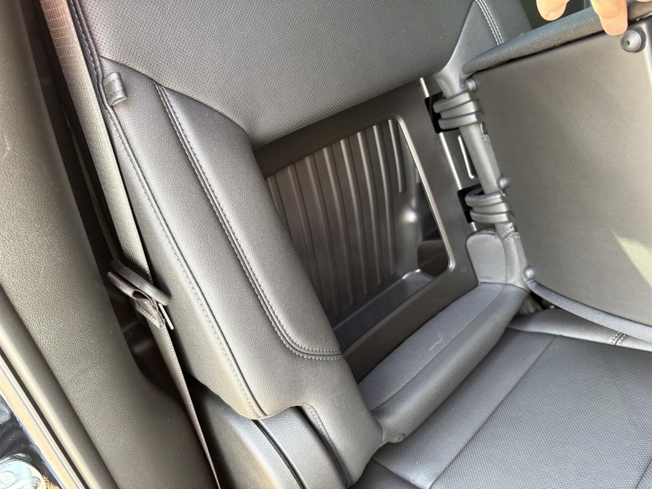 GMC Sierra 1500 SLT Crew Cab 4WD 2023