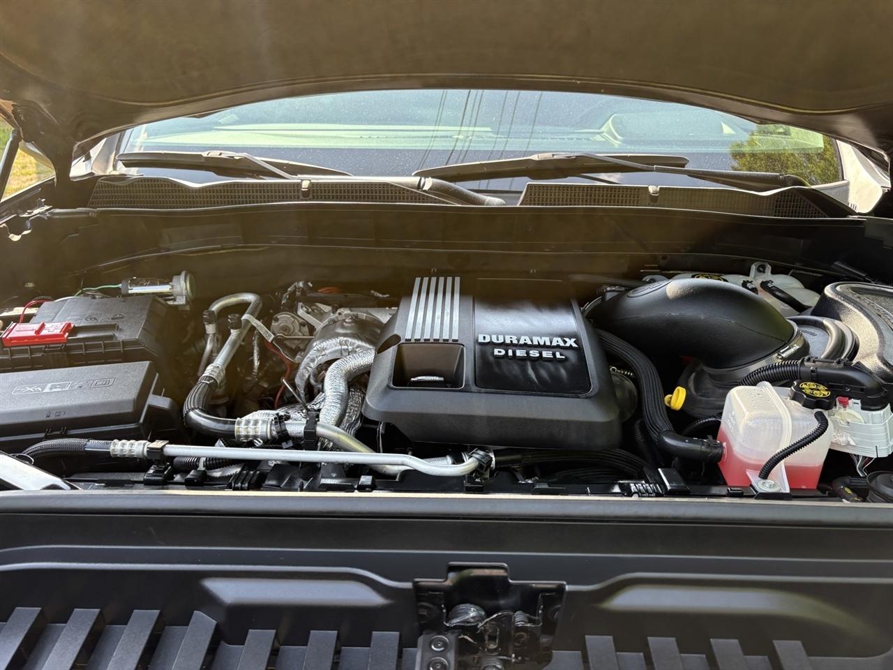 GMC Sierra 1500 SLT Crew Cab 4WD 2023