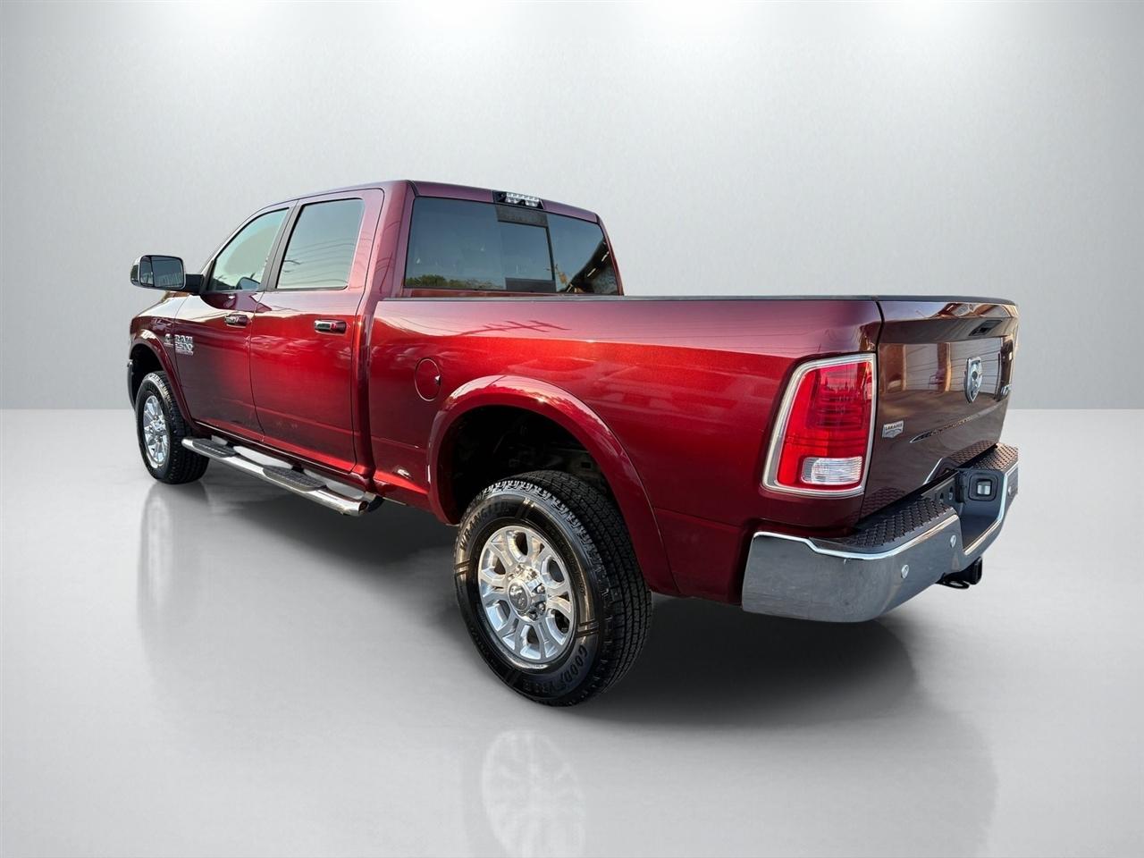 RAM 2500 Laramie Crew Cab SWB 4WD 2018