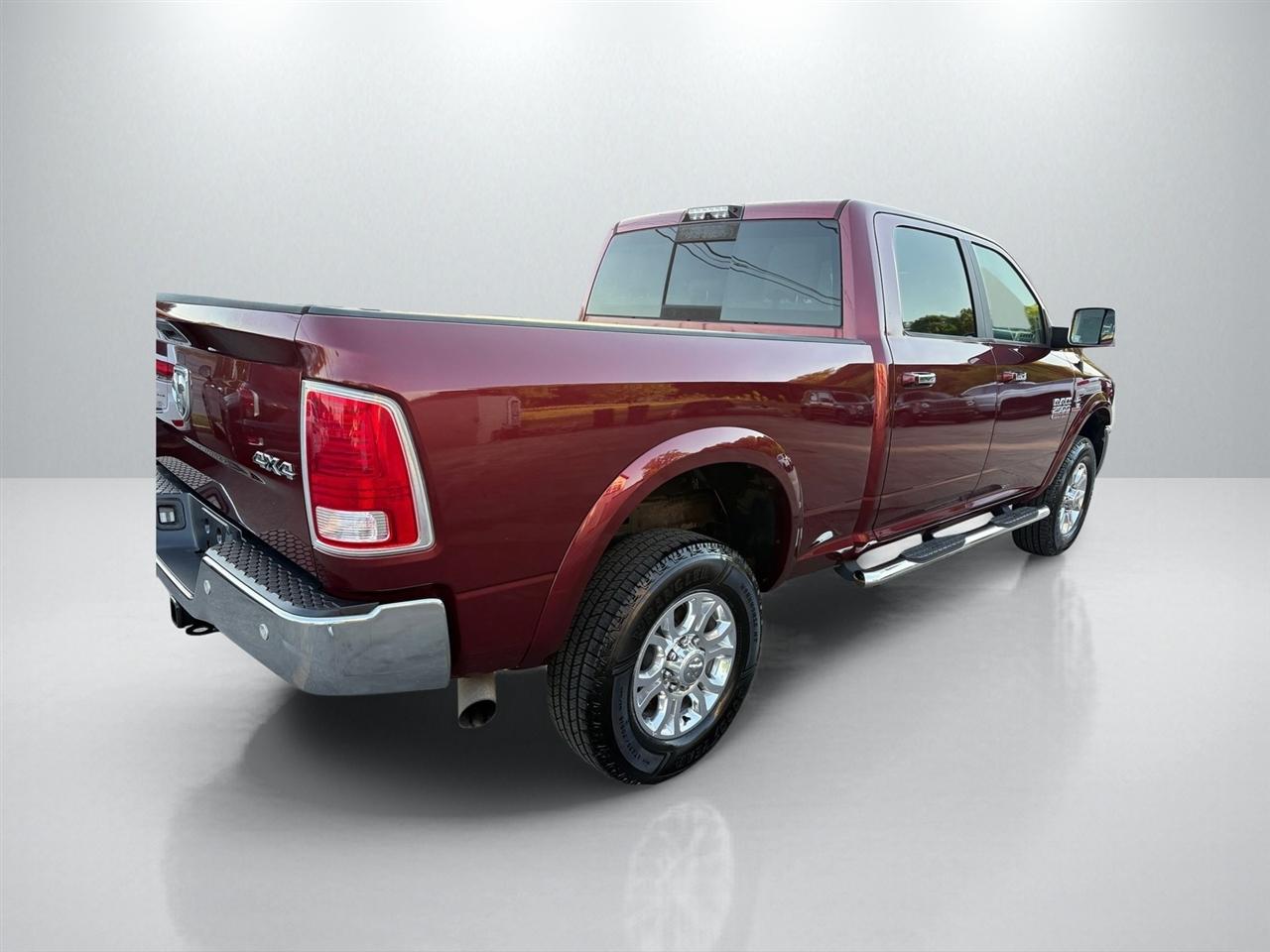 RAM 2500 Laramie Crew Cab SWB 4WD 2018