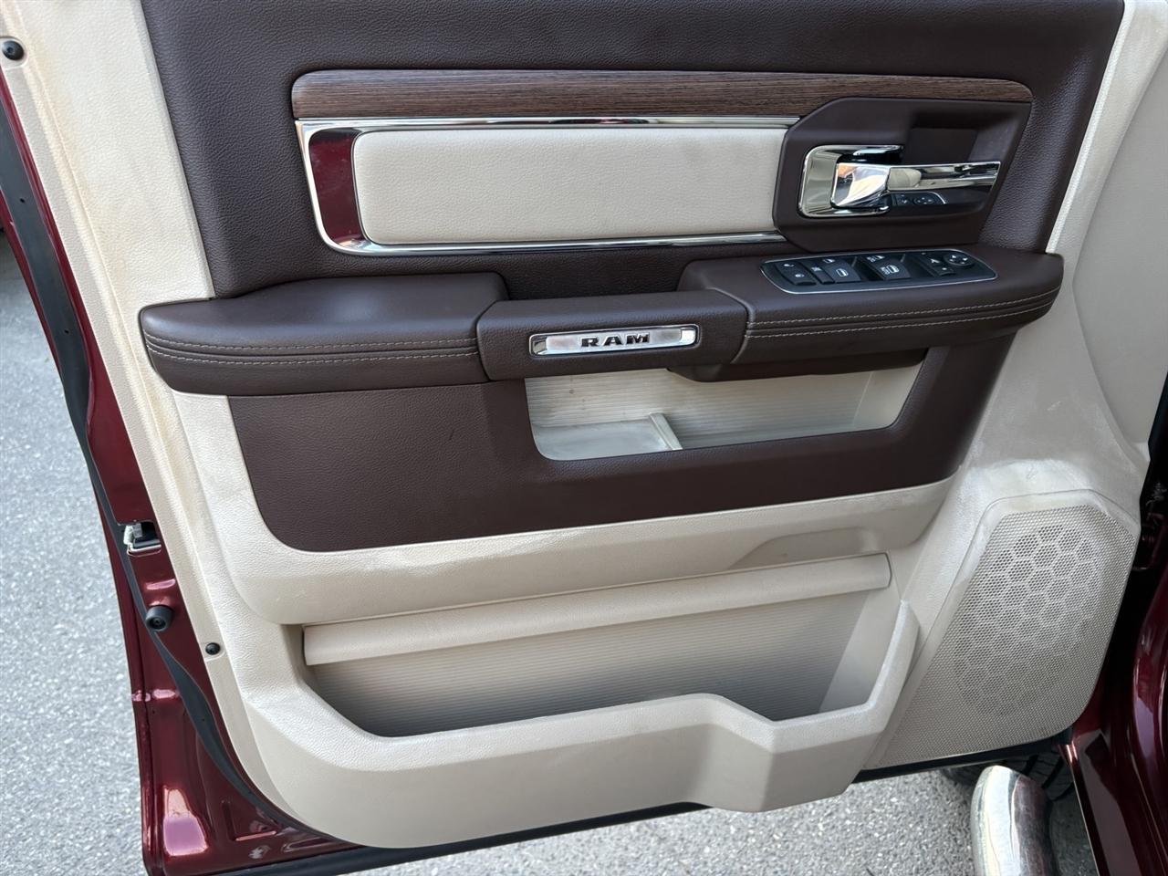 RAM 2500 Laramie Crew Cab SWB 4WD 2018