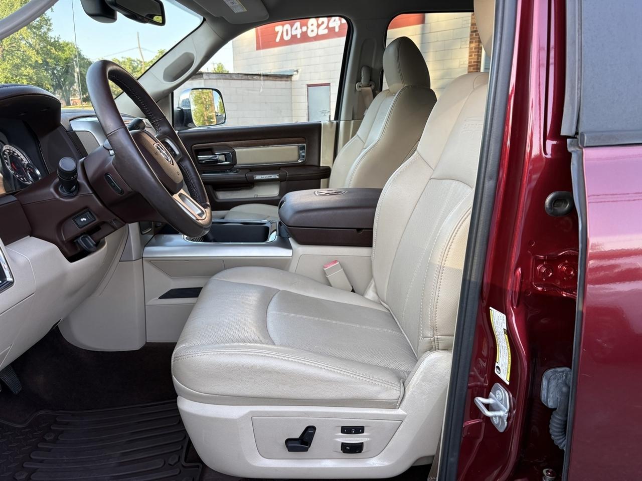 RAM 2500 Laramie Crew Cab SWB 4WD 2018