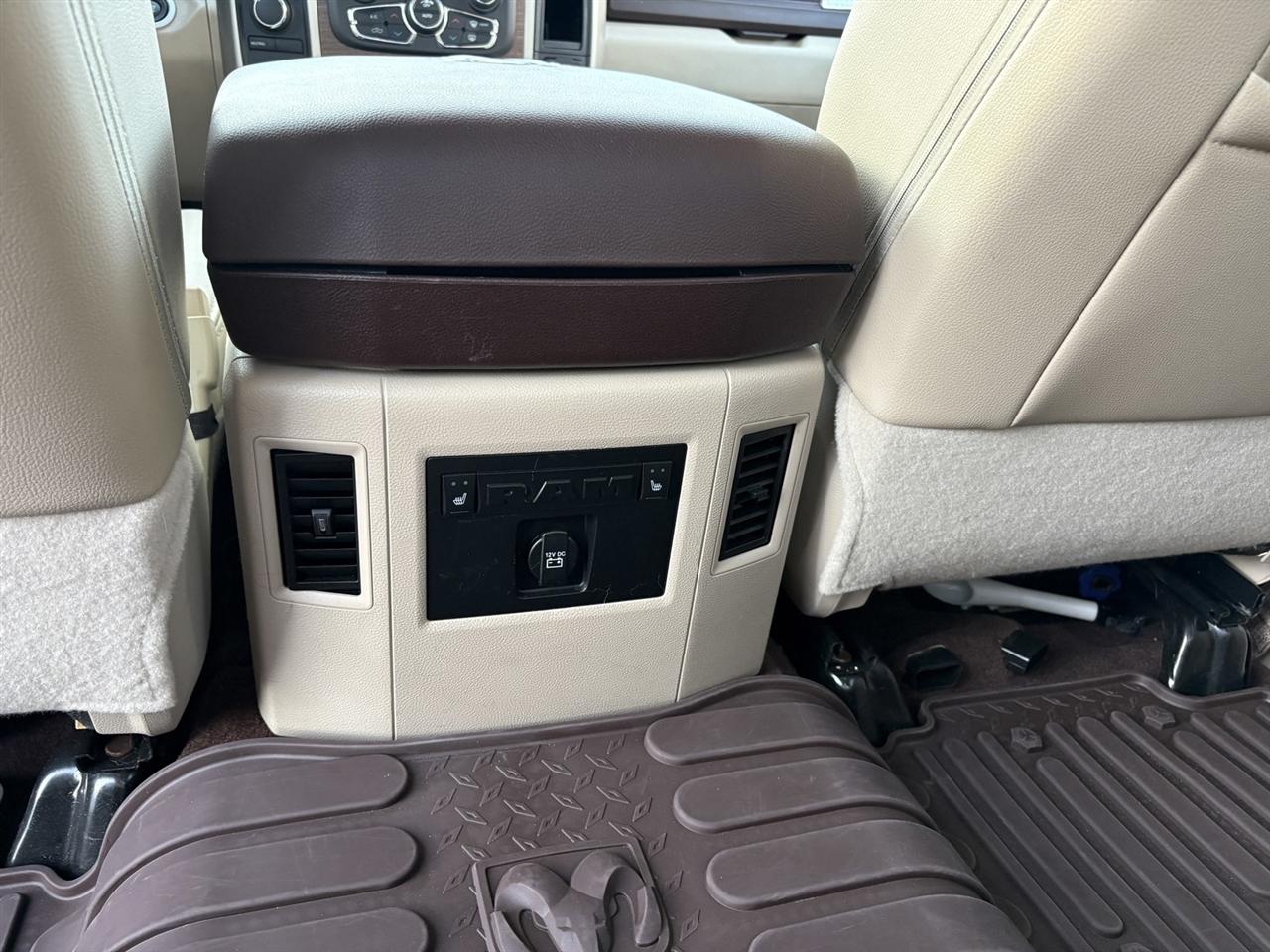 RAM 2500 Laramie Crew Cab SWB 4WD 2018