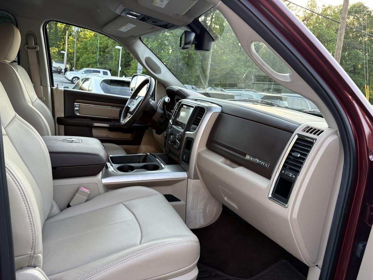 RAM 2500 Laramie Crew Cab SWB 4WD 2018