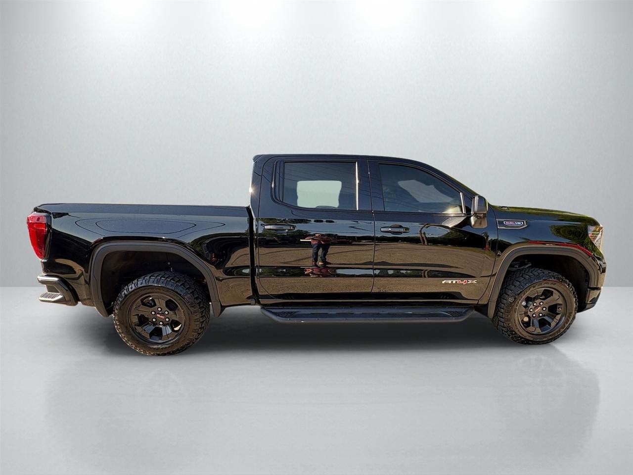 GMC Sierra 1500 AT4X Crew Cab 4WD 2022