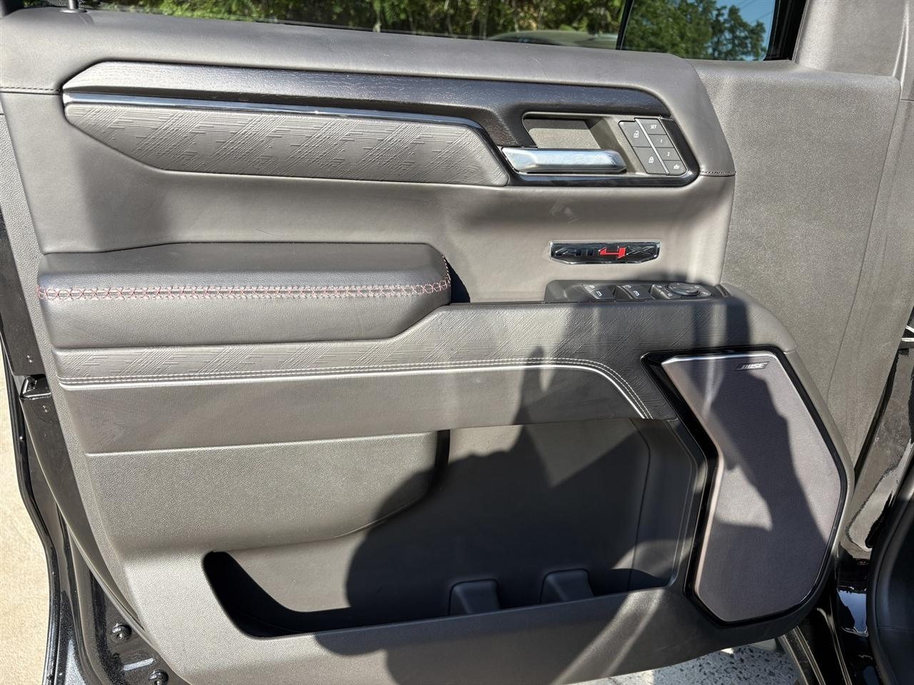 GMC Sierra 1500 AT4X Crew Cab 4WD 2022