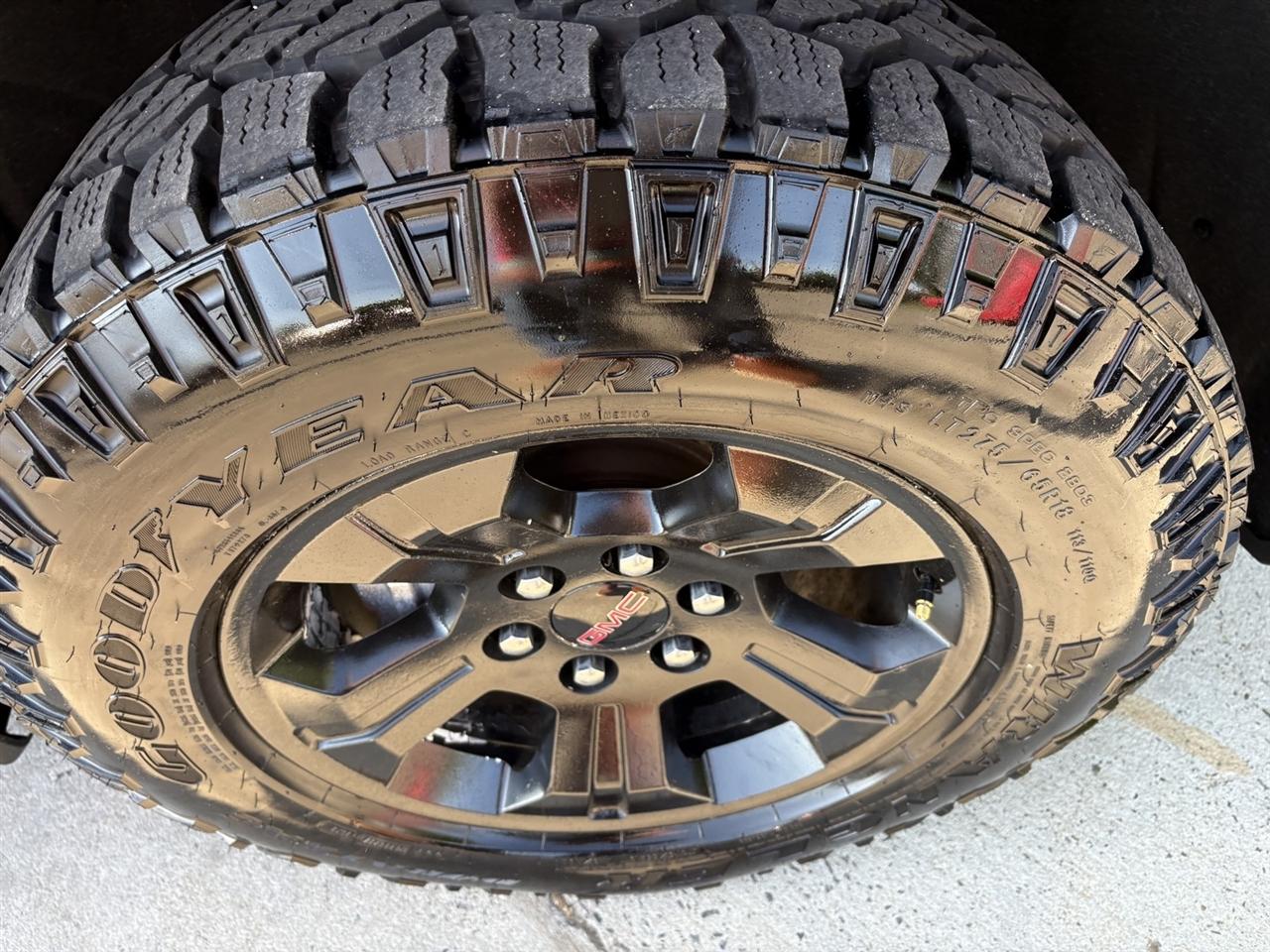 GMC Sierra 1500 AT4X Crew Cab 4WD 2022