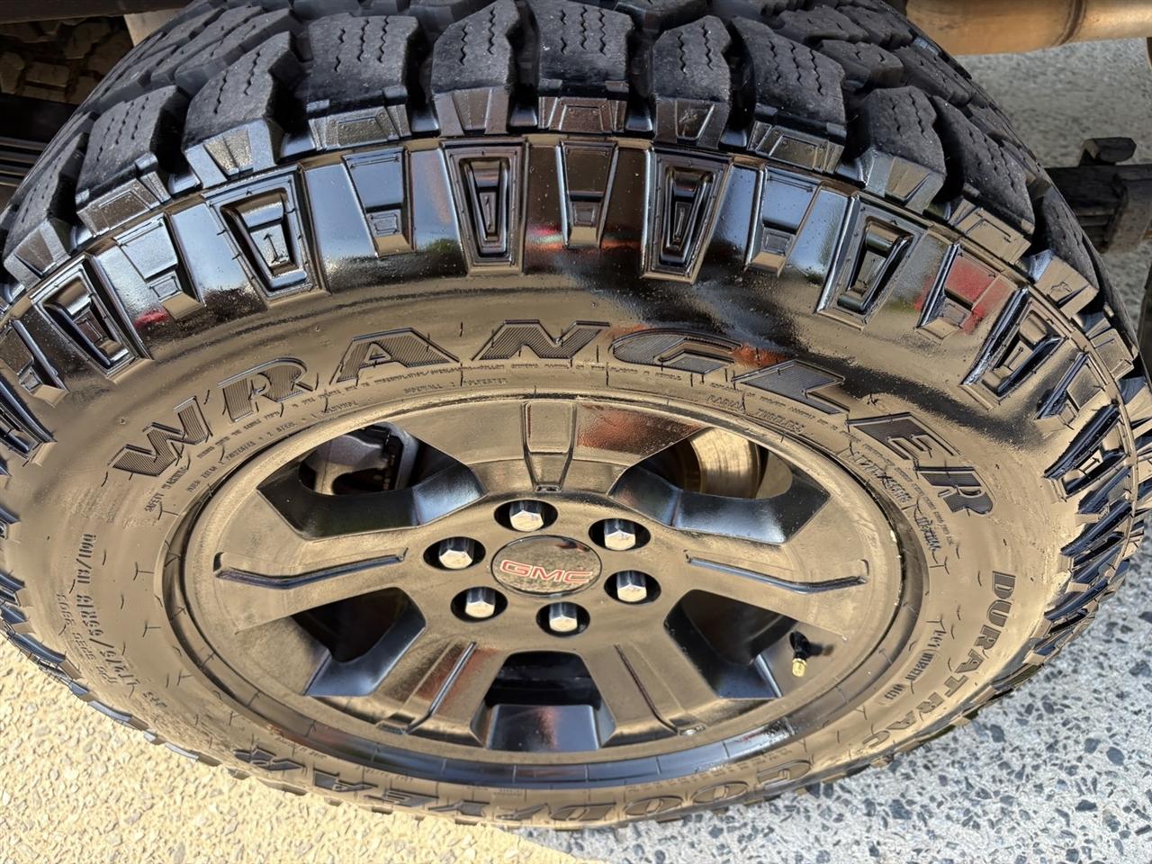 GMC Sierra 1500 AT4X Crew Cab 4WD 2022