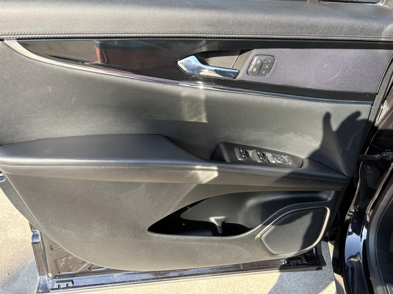 Lincoln Nautilus Reserve AWD 2022